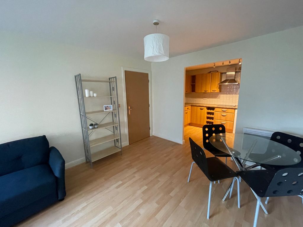 Property photo 2 of 10 Picture No. 19