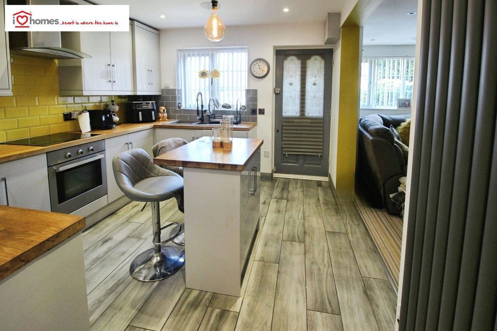 Property photo 3 of 21 Photo 21