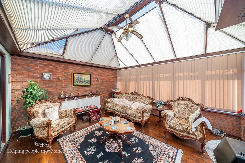 Property photo 3 of 36 Webbs-6.Jpg