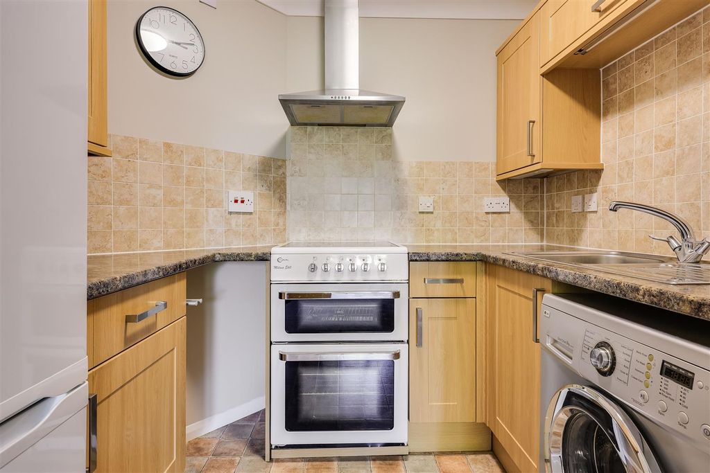 Property photo 2 of 23 Kitchen