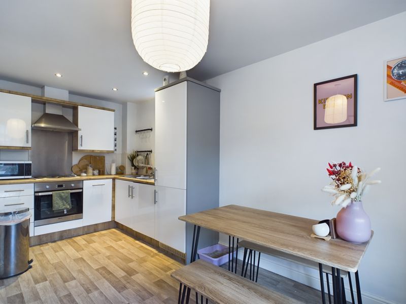 Property photo 2 of 8 Photo 2