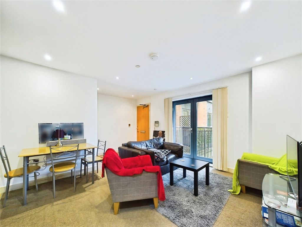 Property photo 3 of 10 Picture No. 11