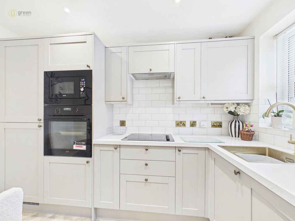 Property photo 2 of 18 Cam03830G0Pr0284Still002