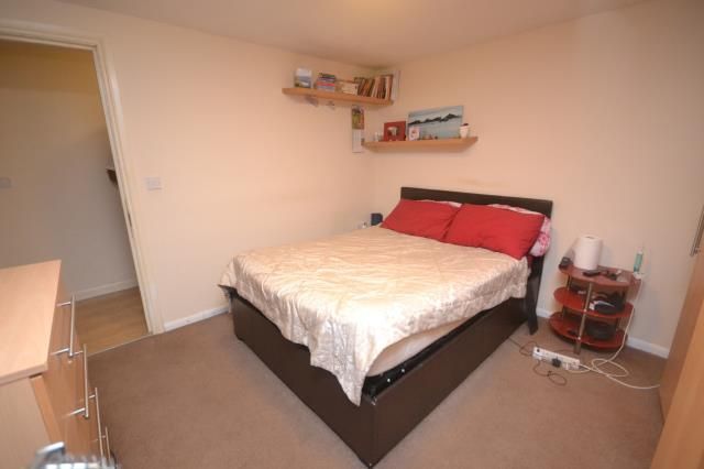 Property photo 3 of 5 Bedroom