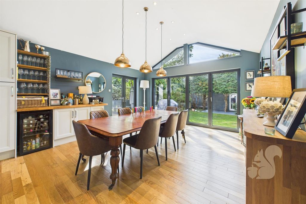 Property photo 3 of 30 Dining Room