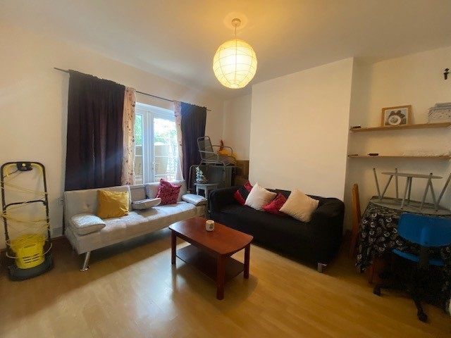 Property photo 3 of 5