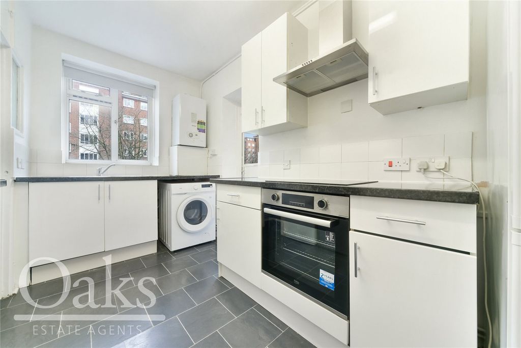 Property photo 3 of 6 Picture No. 04