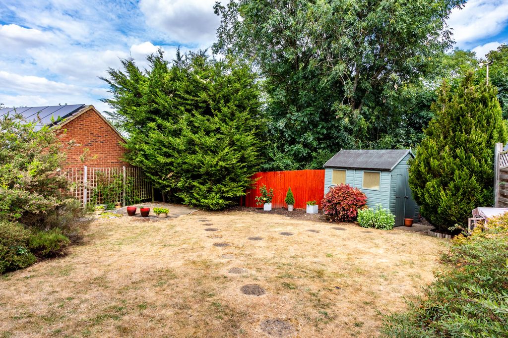 Property photo 2 of 16 Rear Garden