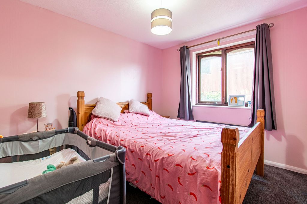 Additional image 5 of 3 bed flat for salePavlova Court, Liskeard PL14