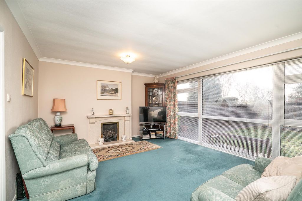 Property photo 2 of 25 11-Ramsey-Close-1008.Jpg