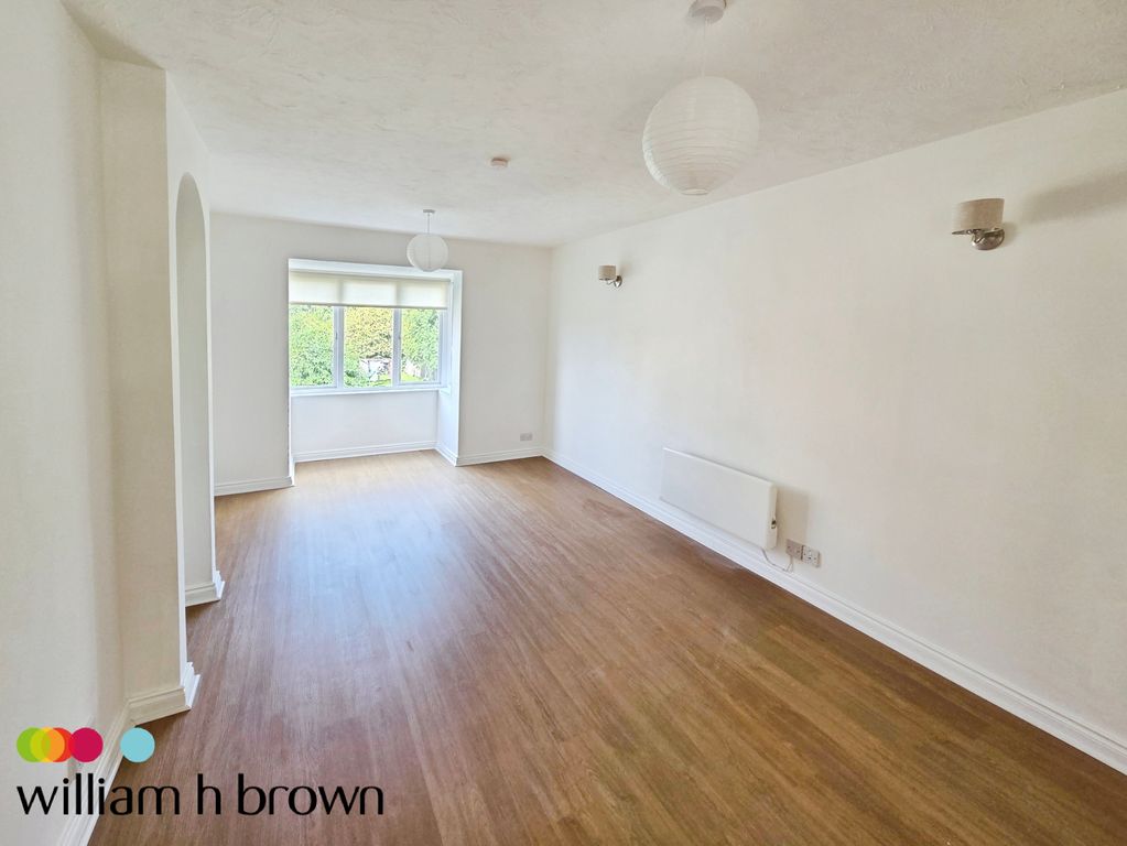 Property photo 3 of 16 Image