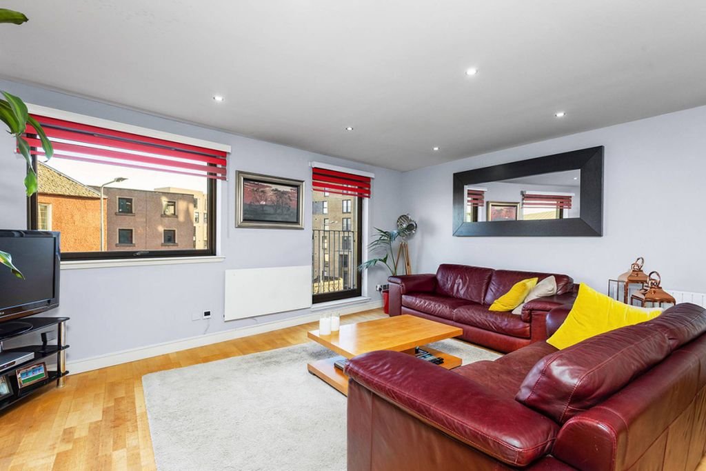 Property photo 2 of 26