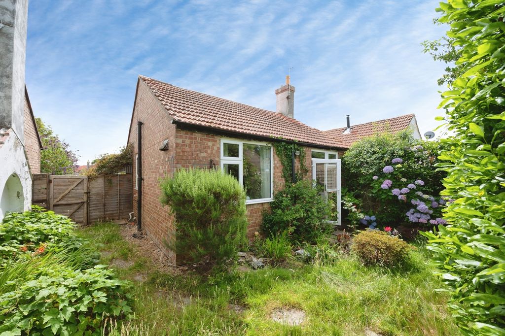 Property photo 1 of 12 Pbox-Img.Jpg