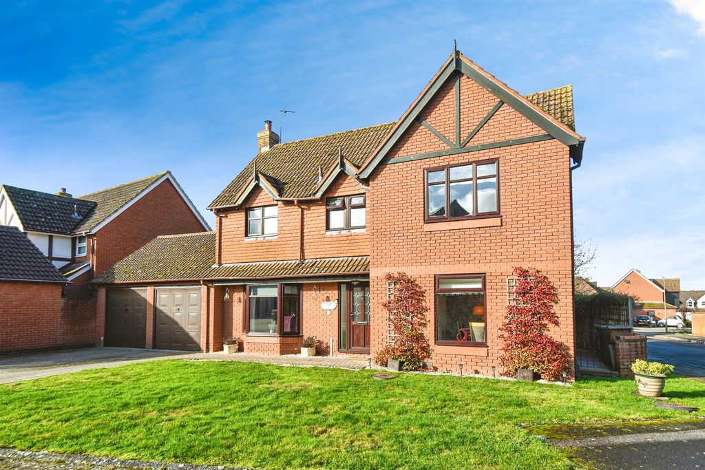 Property photo 1 of 15