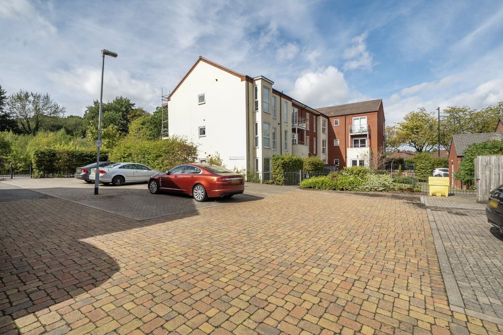 Property photo 2 of 17 Picture No. 46