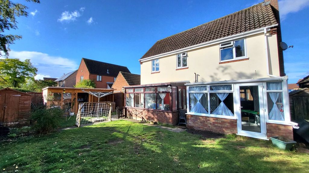 Property photo 2 of 22