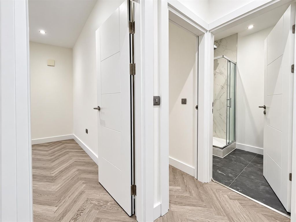 Property photo 3 of 9 1Bbcfaba-5412-4855-81d6-5Db4952ce550.Png