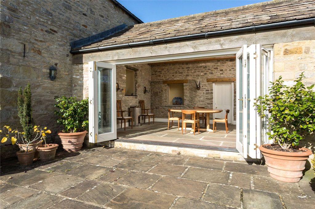Additional image 5 of 5 bed detached house for saleEast Witton Road, Middleham, Leyburn, North Yorkshire DL8