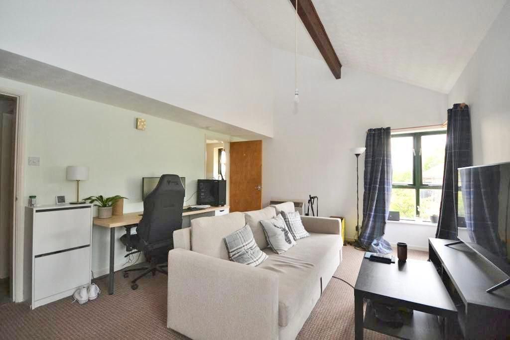 Property photo 3 of 10 Living Area