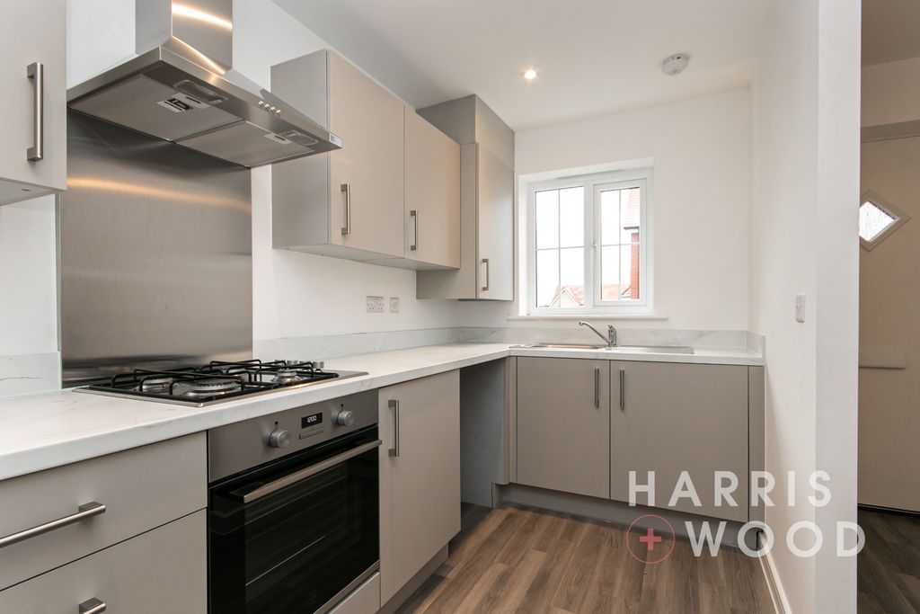 Property photo 2 of 24 4582763