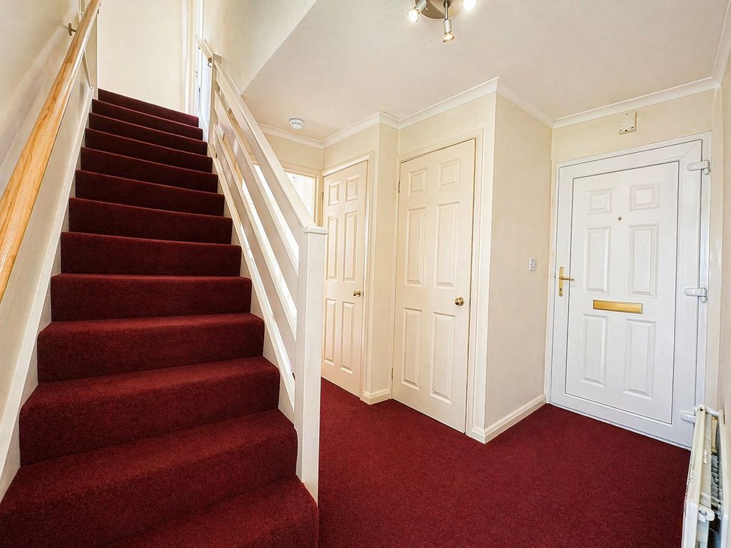 Property photo 2 of 21