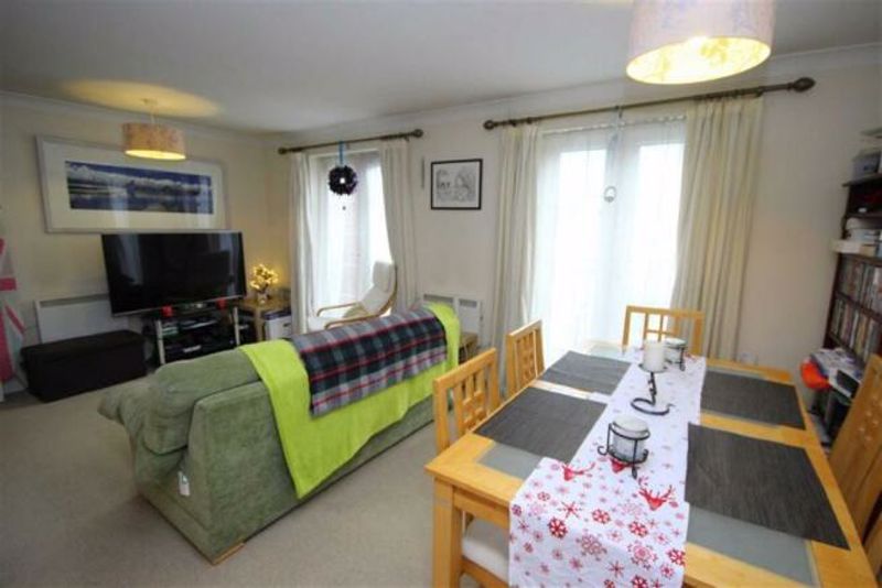 Property photo 3 of 7 Photo 7