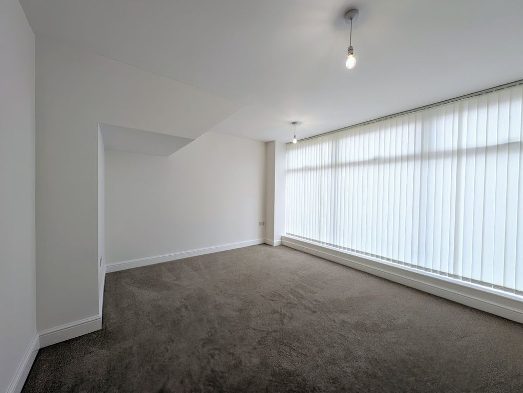Property photo 3 of 12 Picture No. 15