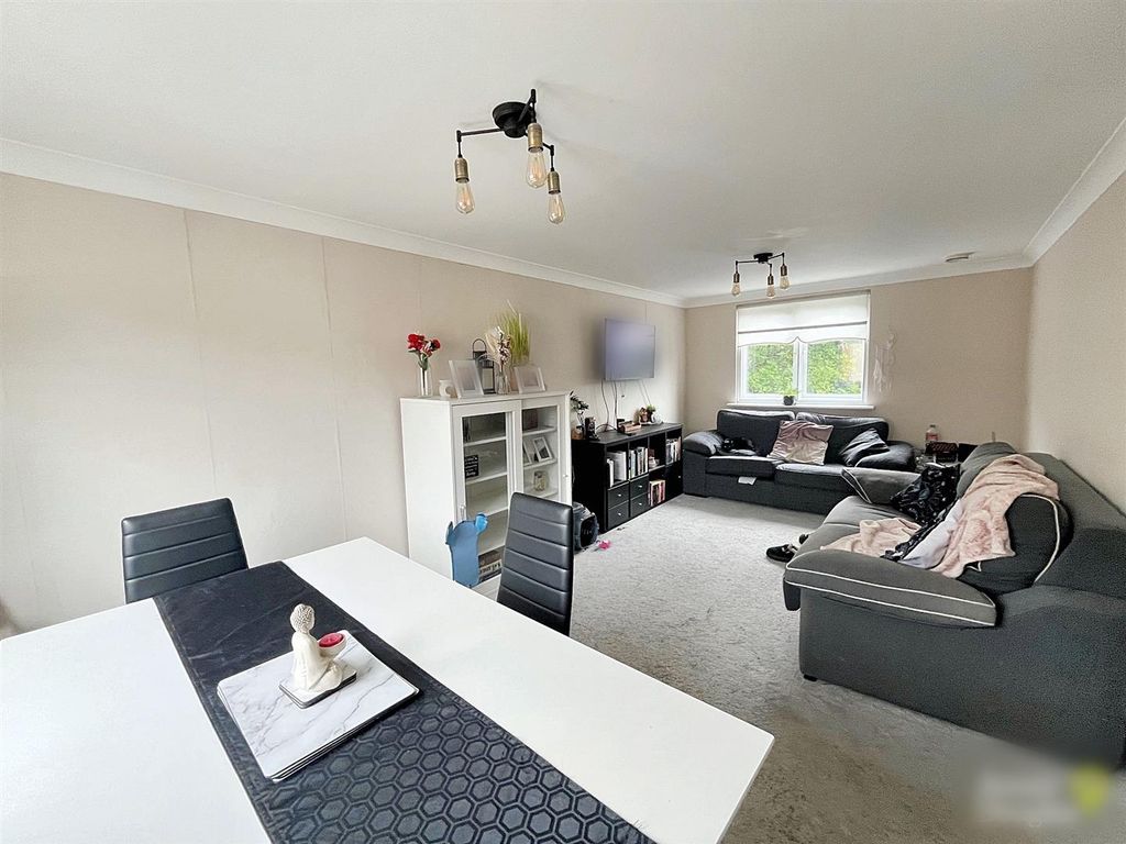 Property photo 2 of 8 Img_0711_Blurred.Jpg