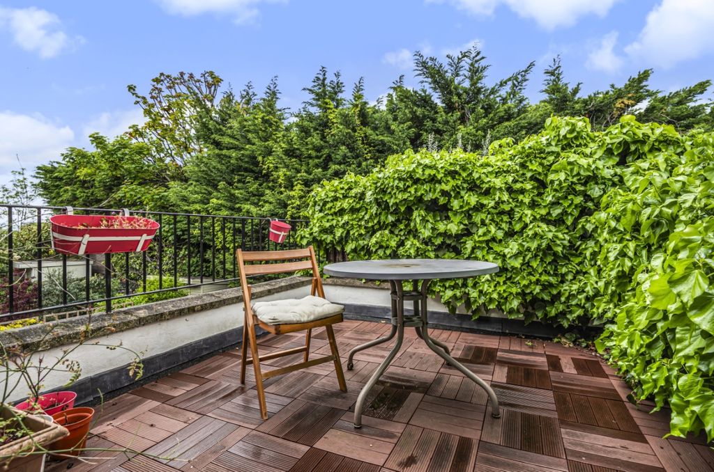 Property photo 3 of 9 726359 (10)