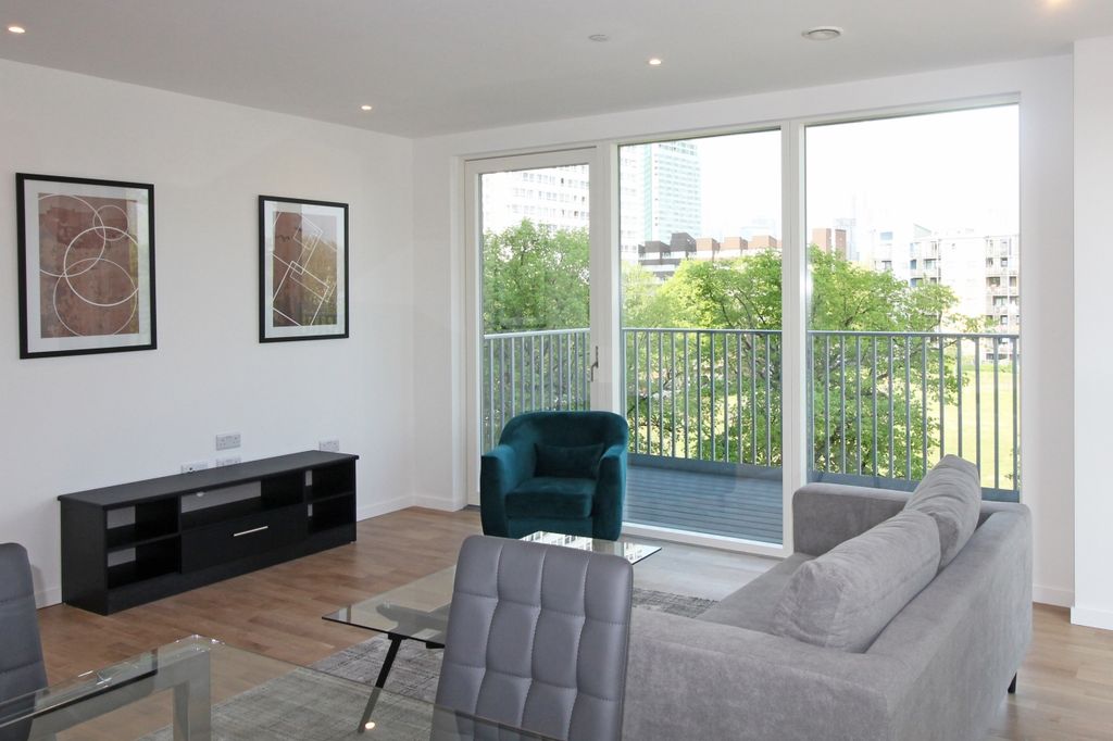 Property photo 1 of 10 Living Area