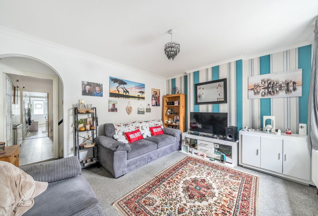 Property photo 3 of 21 1387633-7-693Fd87...