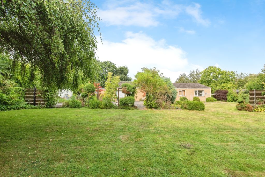 Property photo 2 of 16