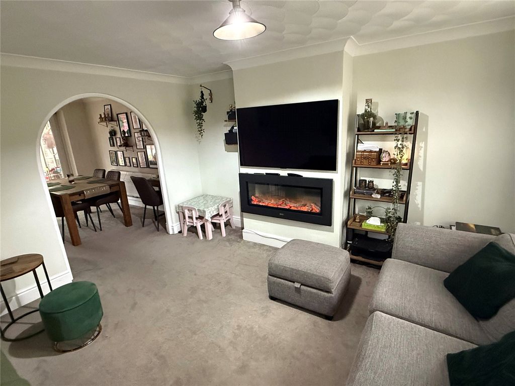 Property photo 3 of 14 Picture No. 09