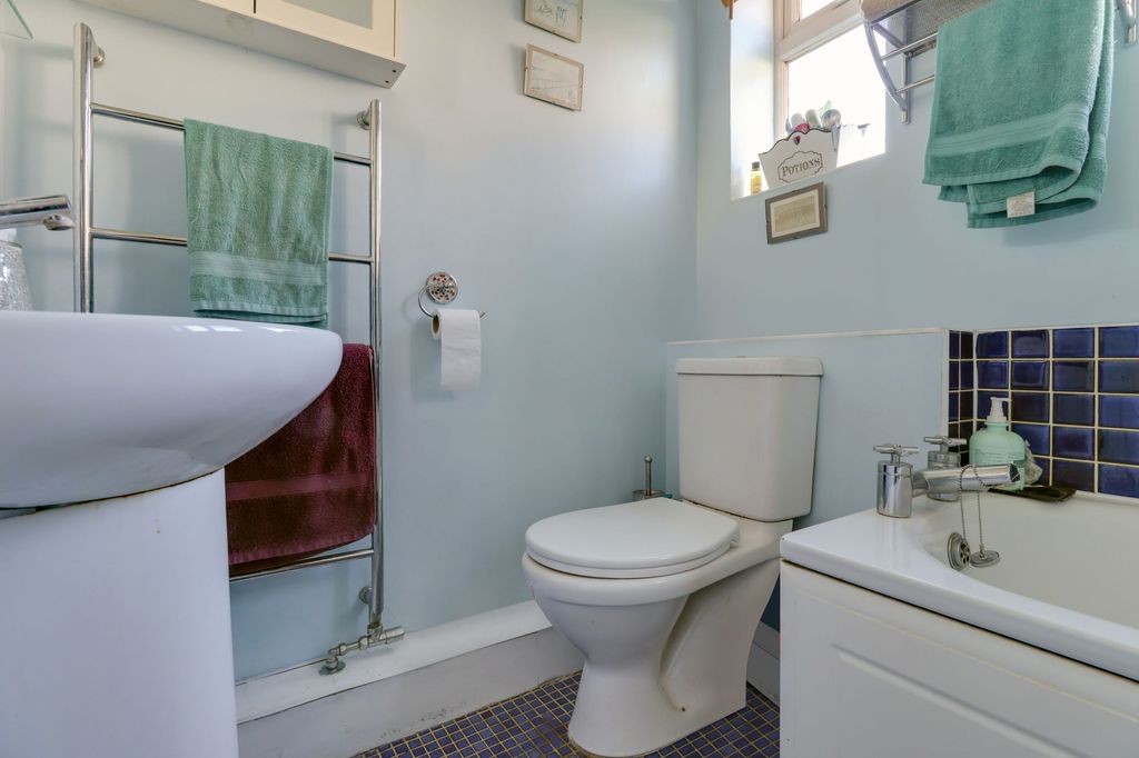 Additional image 12 of 2 bed maisonette for saleBridge Road, East Molesey KT8