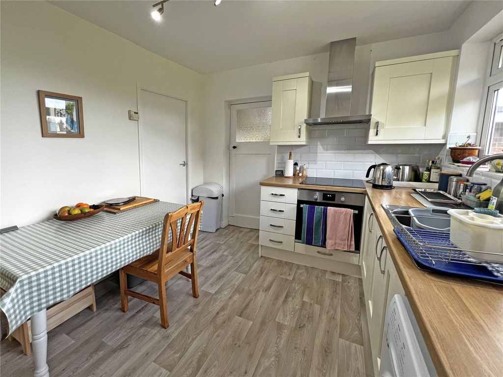 Property photo 3 of 22 Picture No. 03