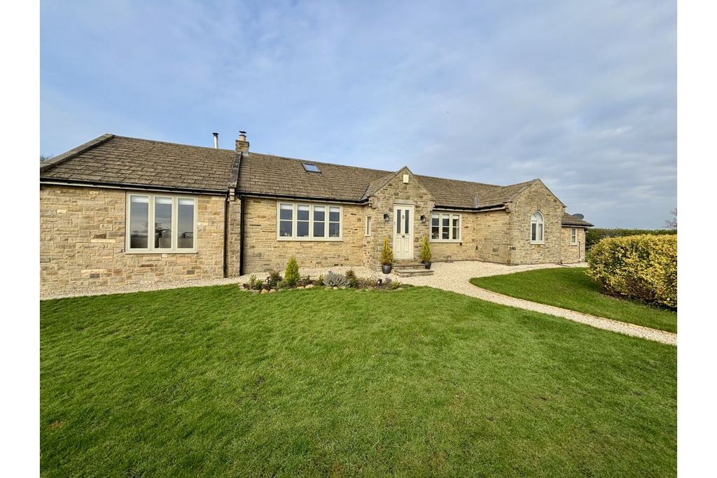 Property photo 3 of 50