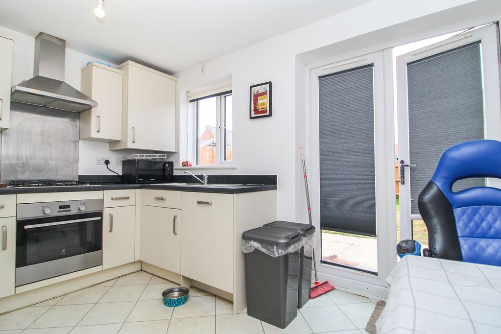 Property photo 3 of 14 Kitchen/Diner