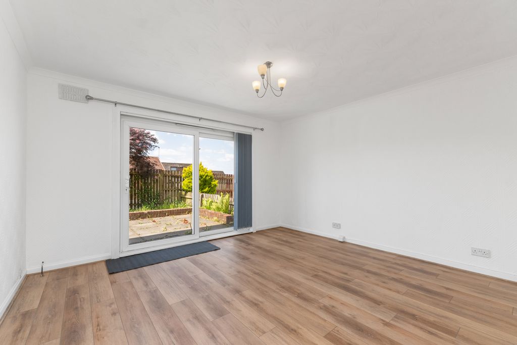 Property photo 3 of 14 1 Loch Maree Way 06