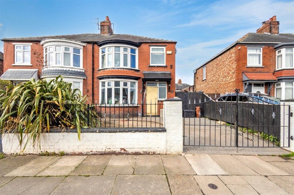 Property photo 1 of 3