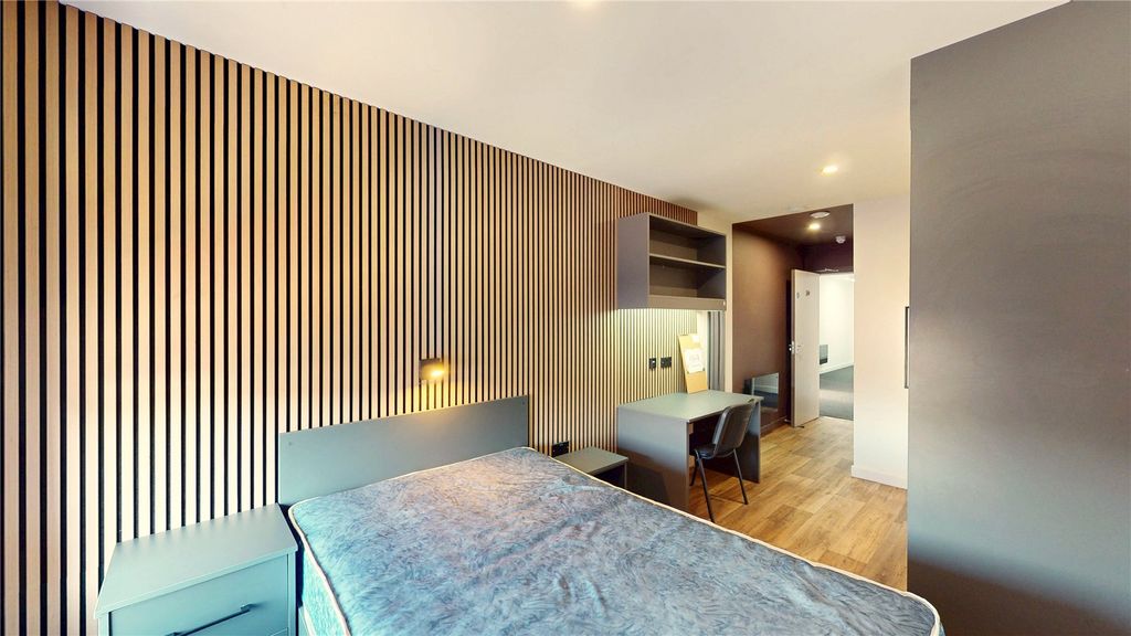 Property photo 3 of 4 Picture No. 19