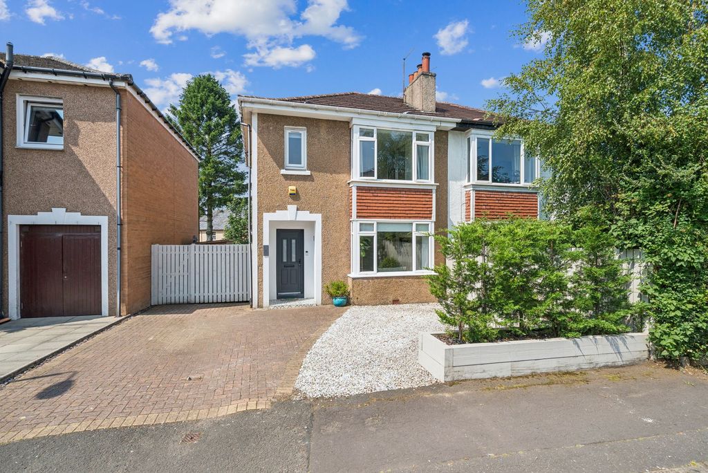 Property photo 1 of 29