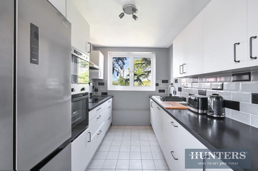 Property photo 3 of 15 Morley Road (6).Jpg