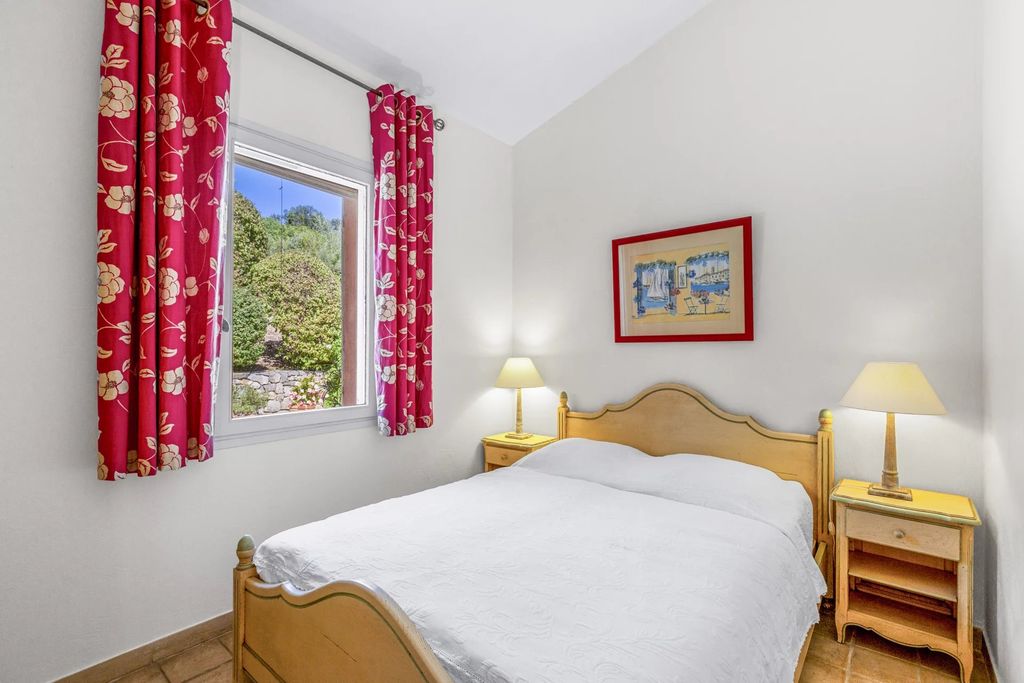 Property photo 1 of 54