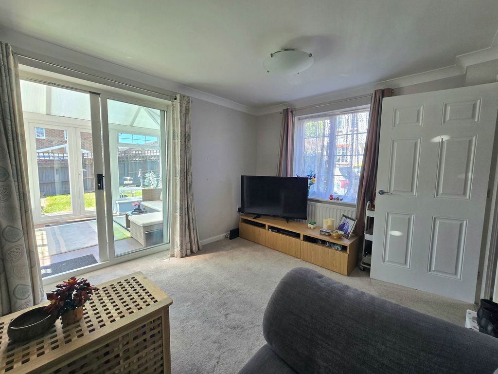 Property photo 3 of 30