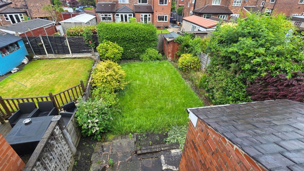 Property photo 2 of 16