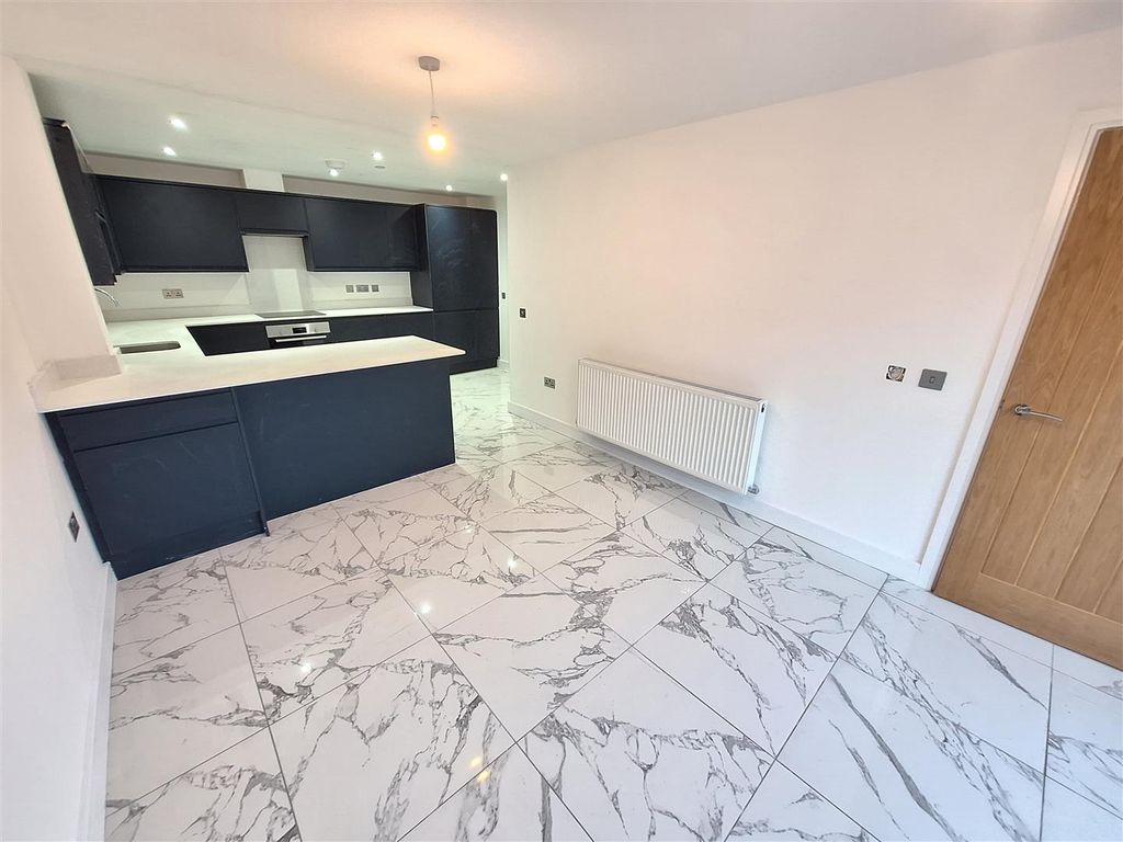 Property photo 3 of 22 20251204_150129.Jpg