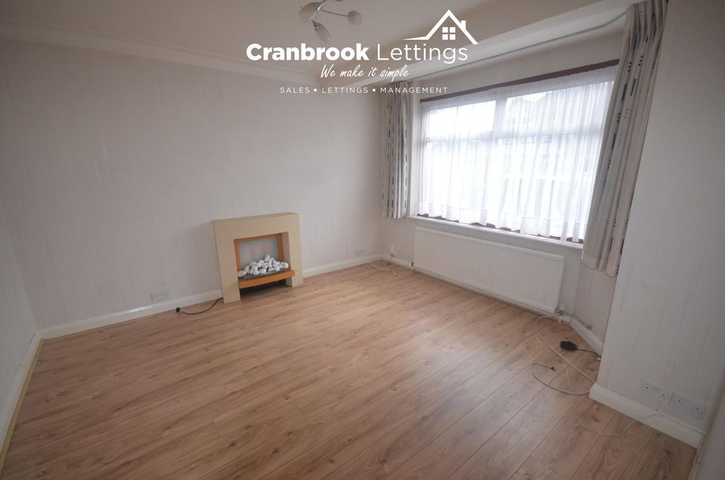 Property photo 2 of 10 2Ca995B808747Ac5E4Ef0F6B04E878B7 Watermarked