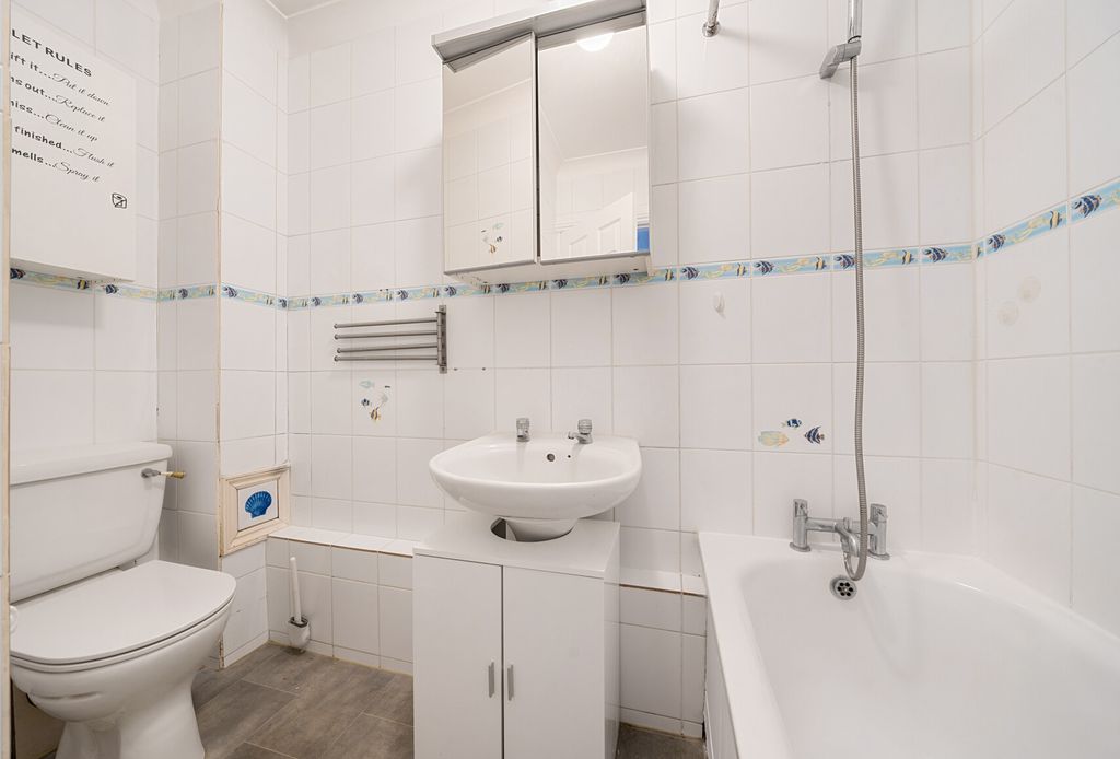 Property photo 3 of 7 1417183-5-69946B3...