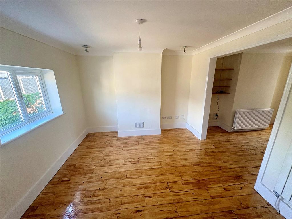 Property photo 3 of 10 7.Jpg