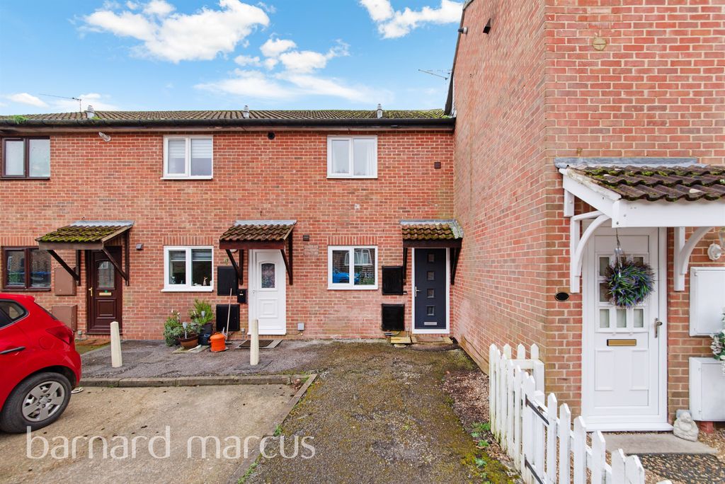 Property photo 1 of 8